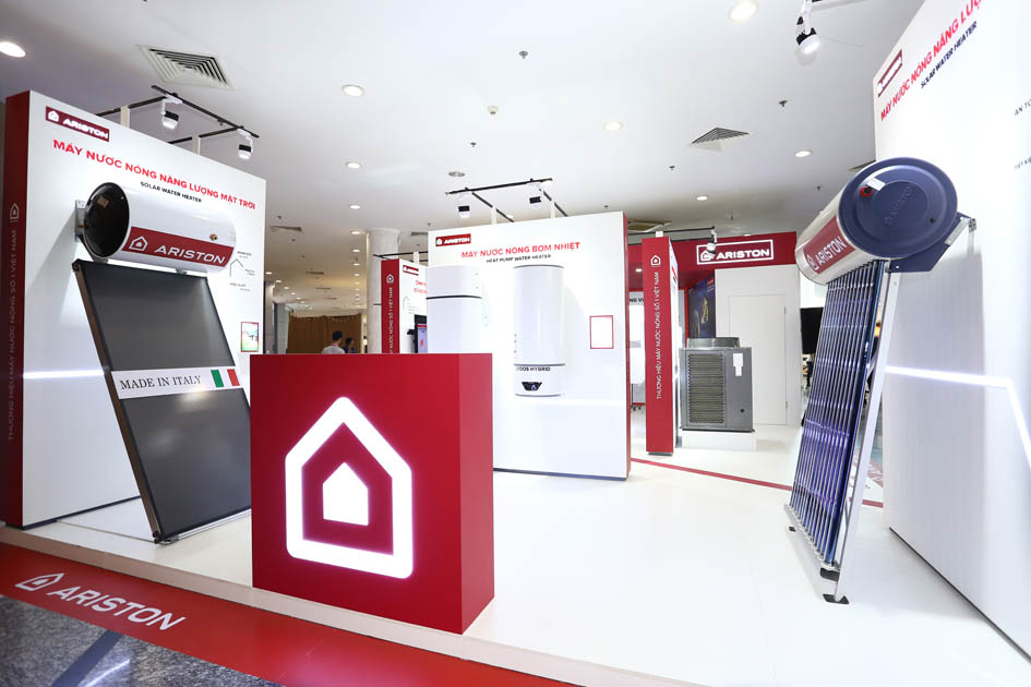 Thi công Showroom trưng bày sản phẩm bình nóng lạnh Ariston Thi công Showroom trưng bày sản phẩm bình nóng lạnh Ariston
